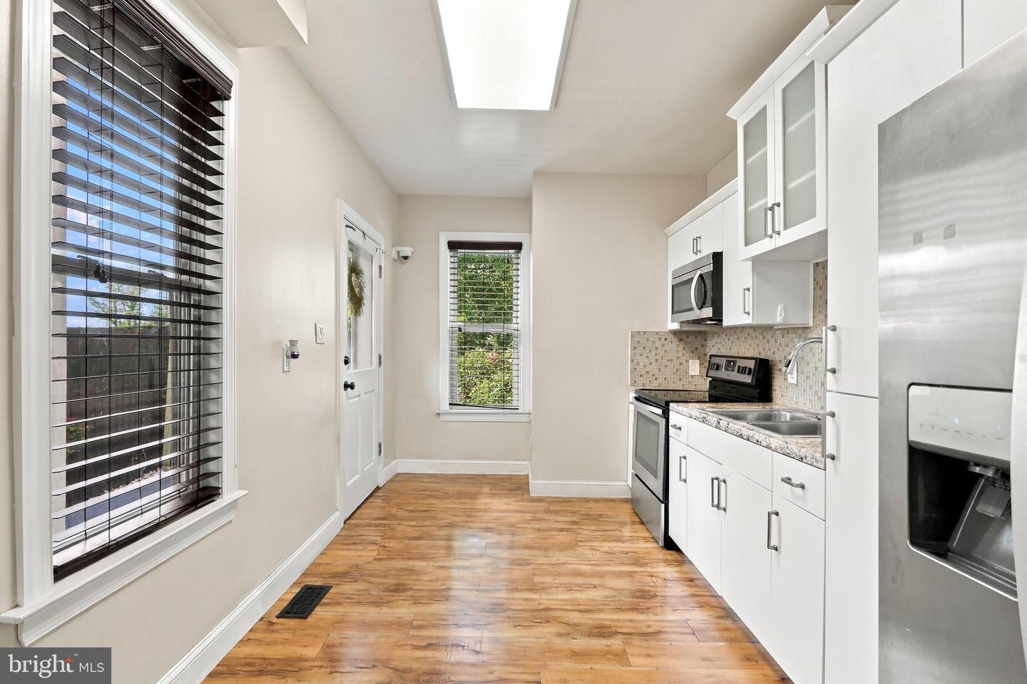 103 Elizabeth St Property Photo 10