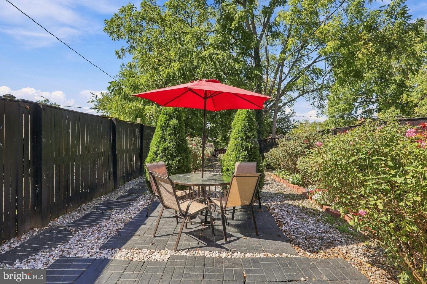 103 Elizabeth St Property Photo 30