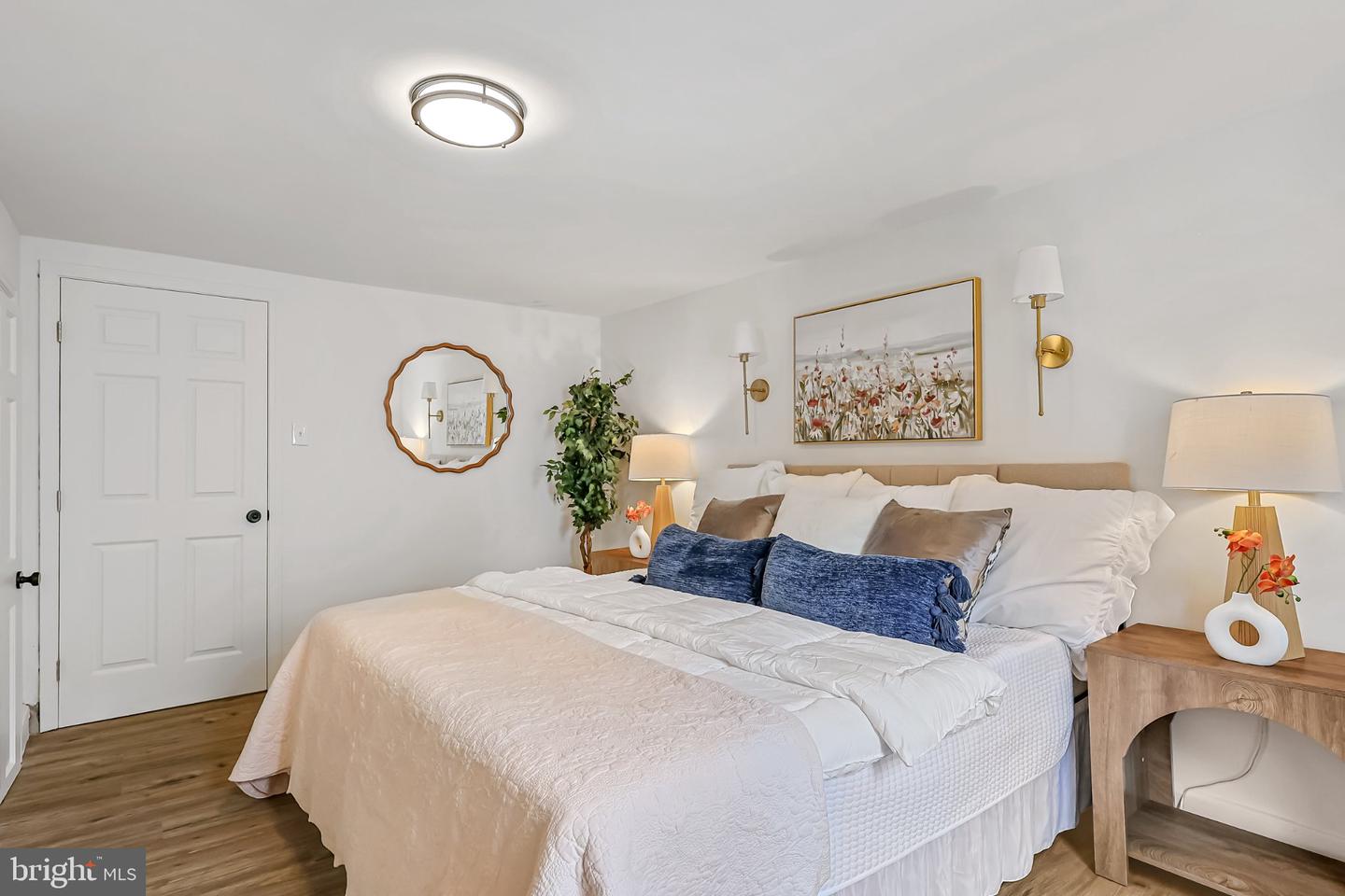 820 Guilford Property Photo 30