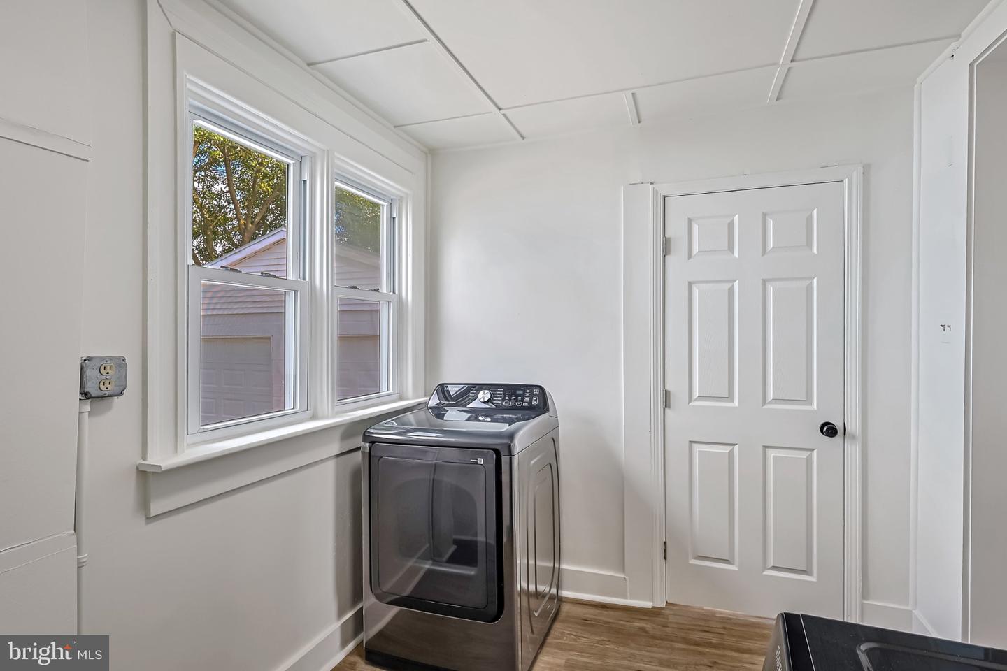 820 Guilford Property Photo 35