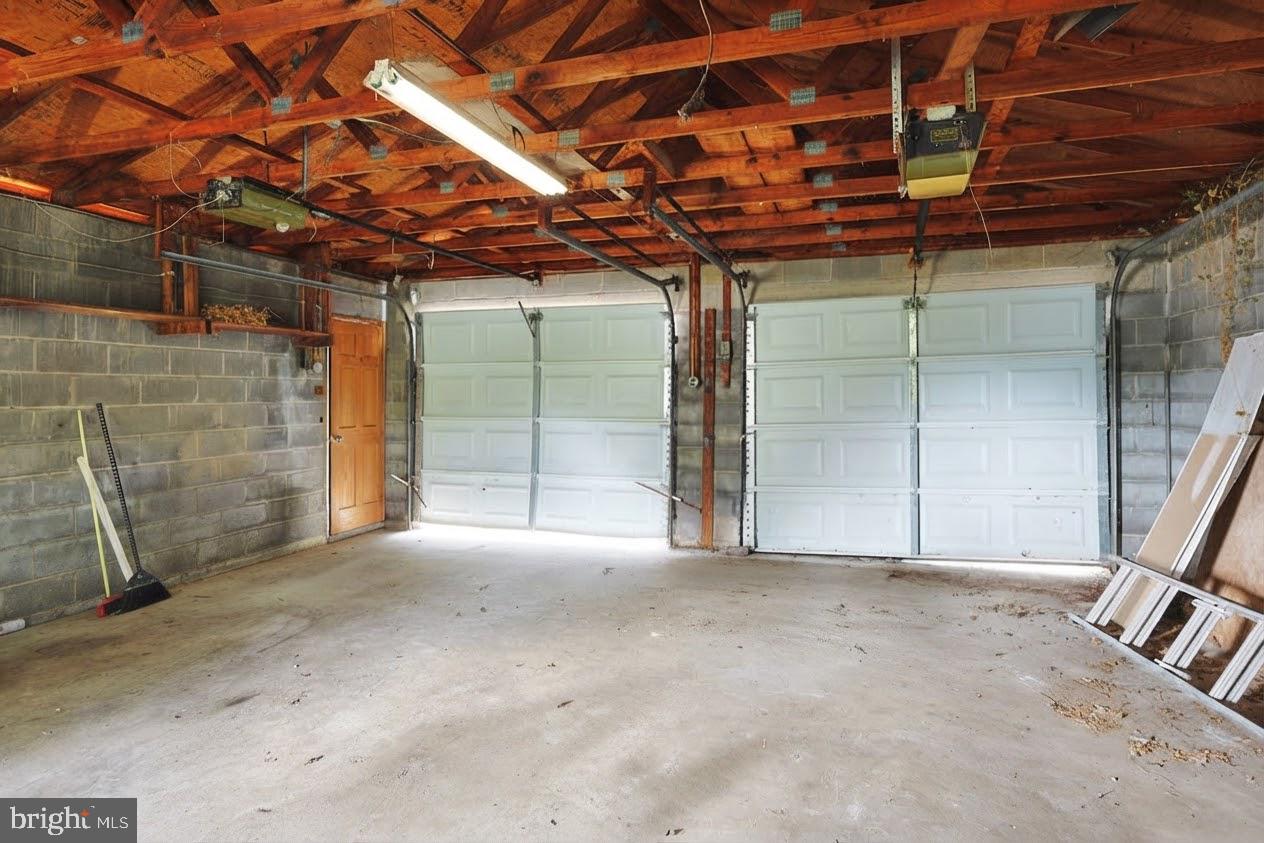 820 Guilford Property Photo 37