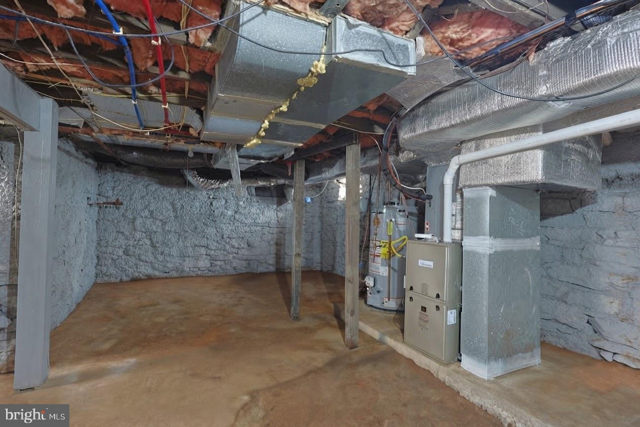 820 Guilford Property Photo 38