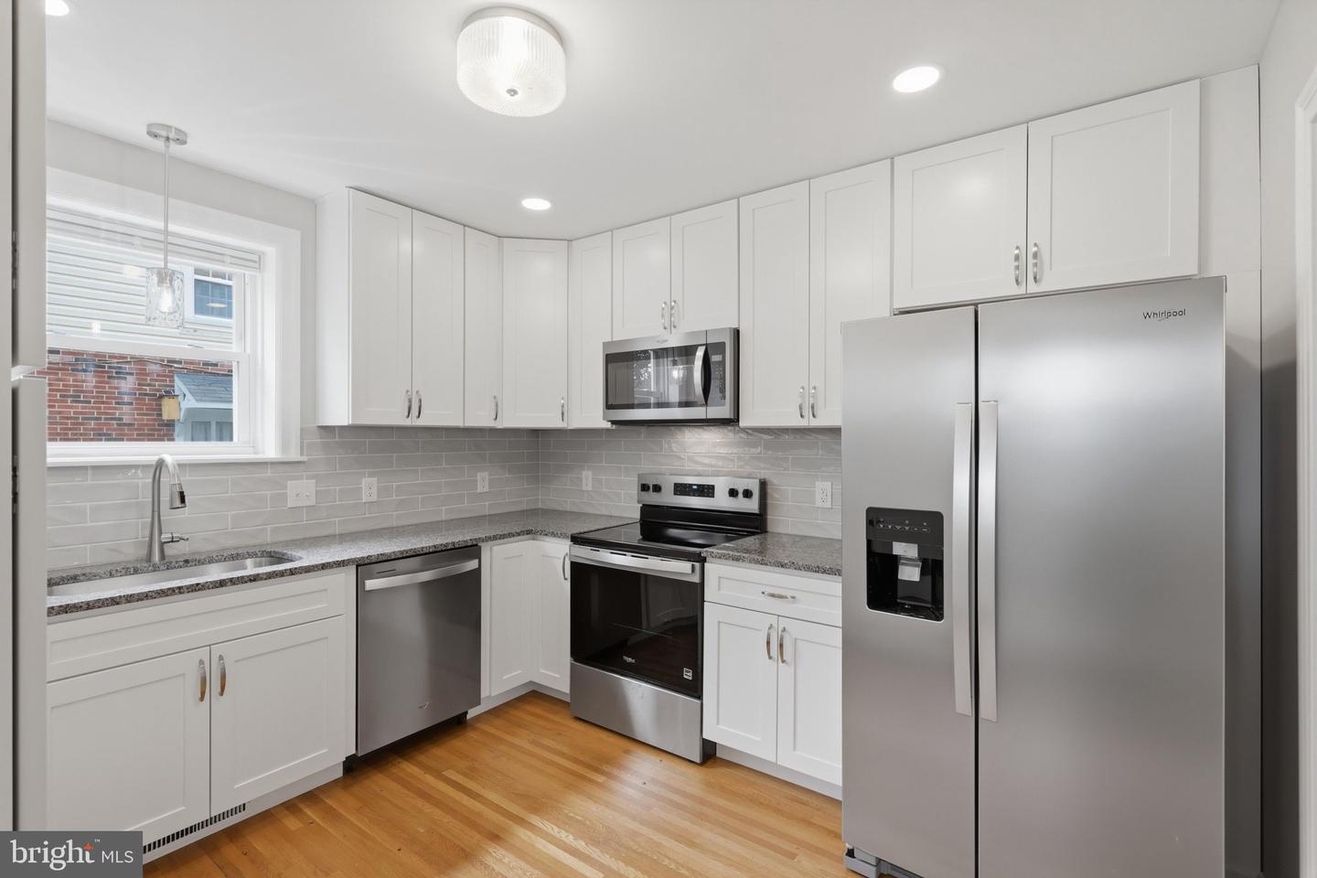 224 E Irvin Ave Property Photo 20