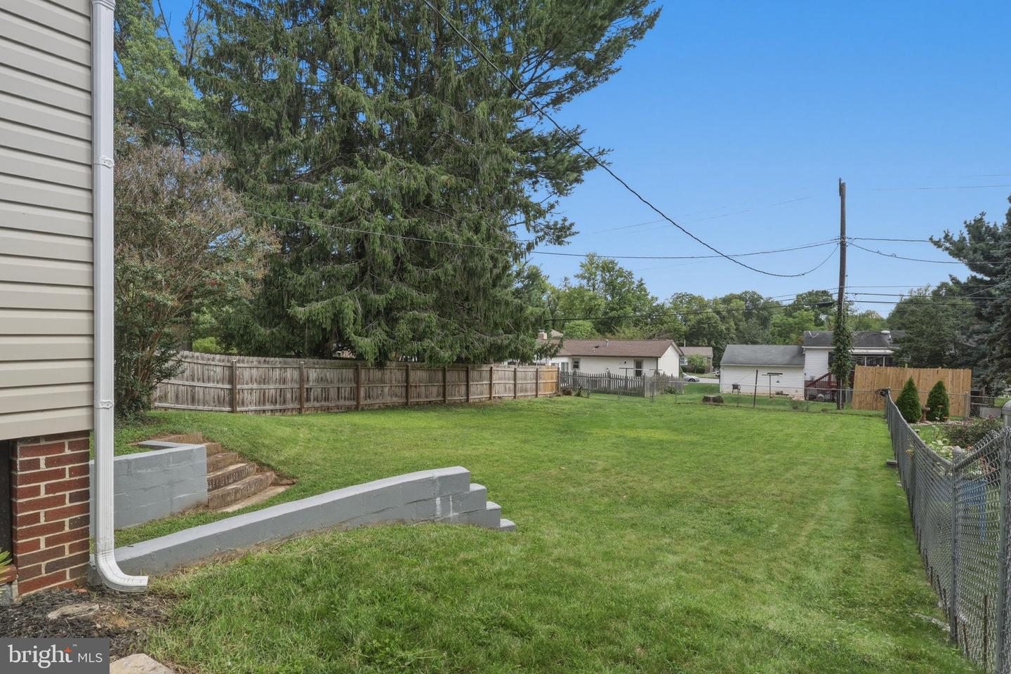 224 E Irvin Ave Property Photo 39