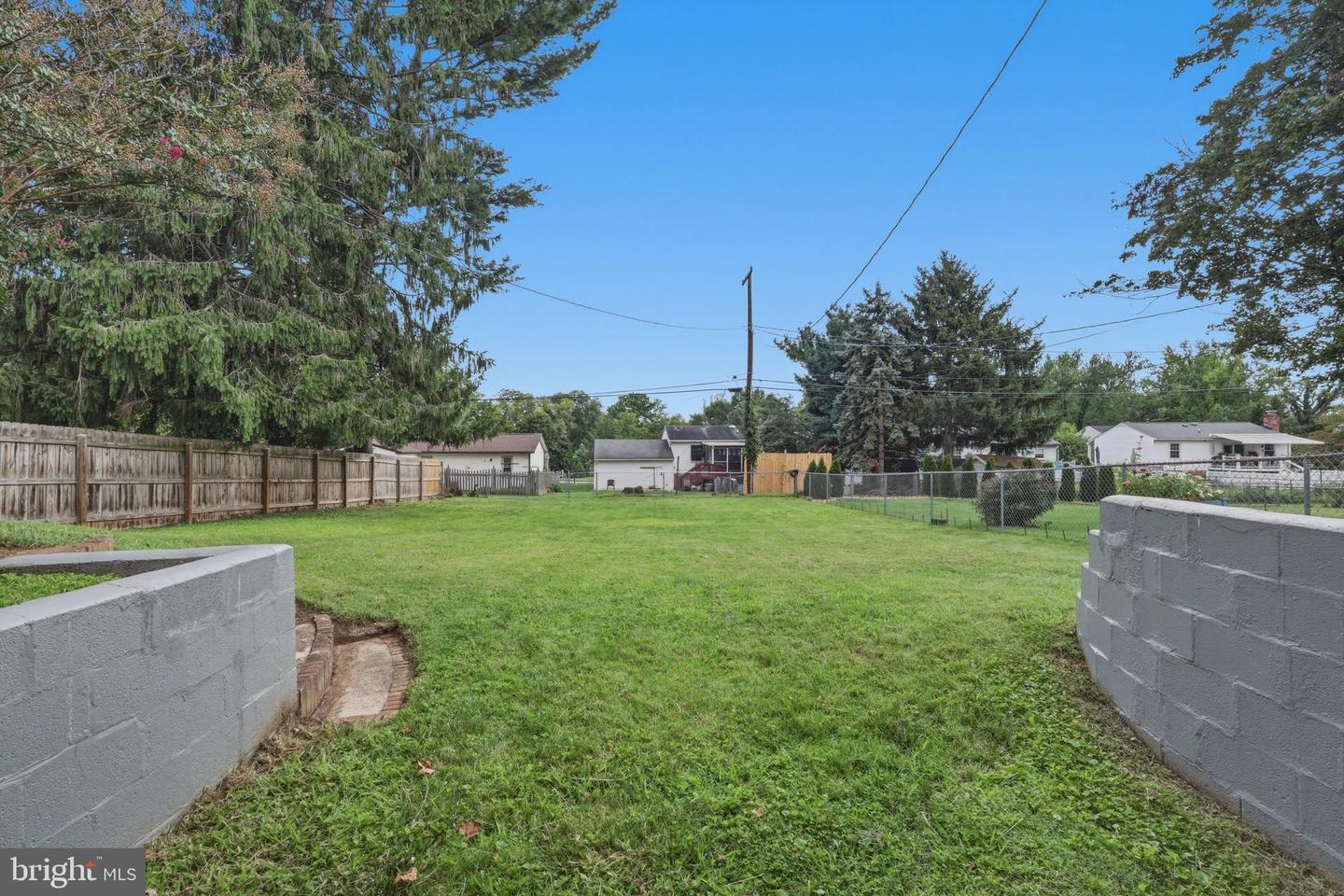224 E Irvin Ave Property Photo 46