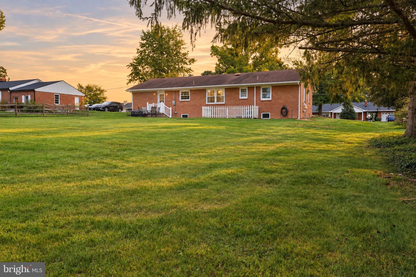 12526 Ashton Rd Property Photo 5