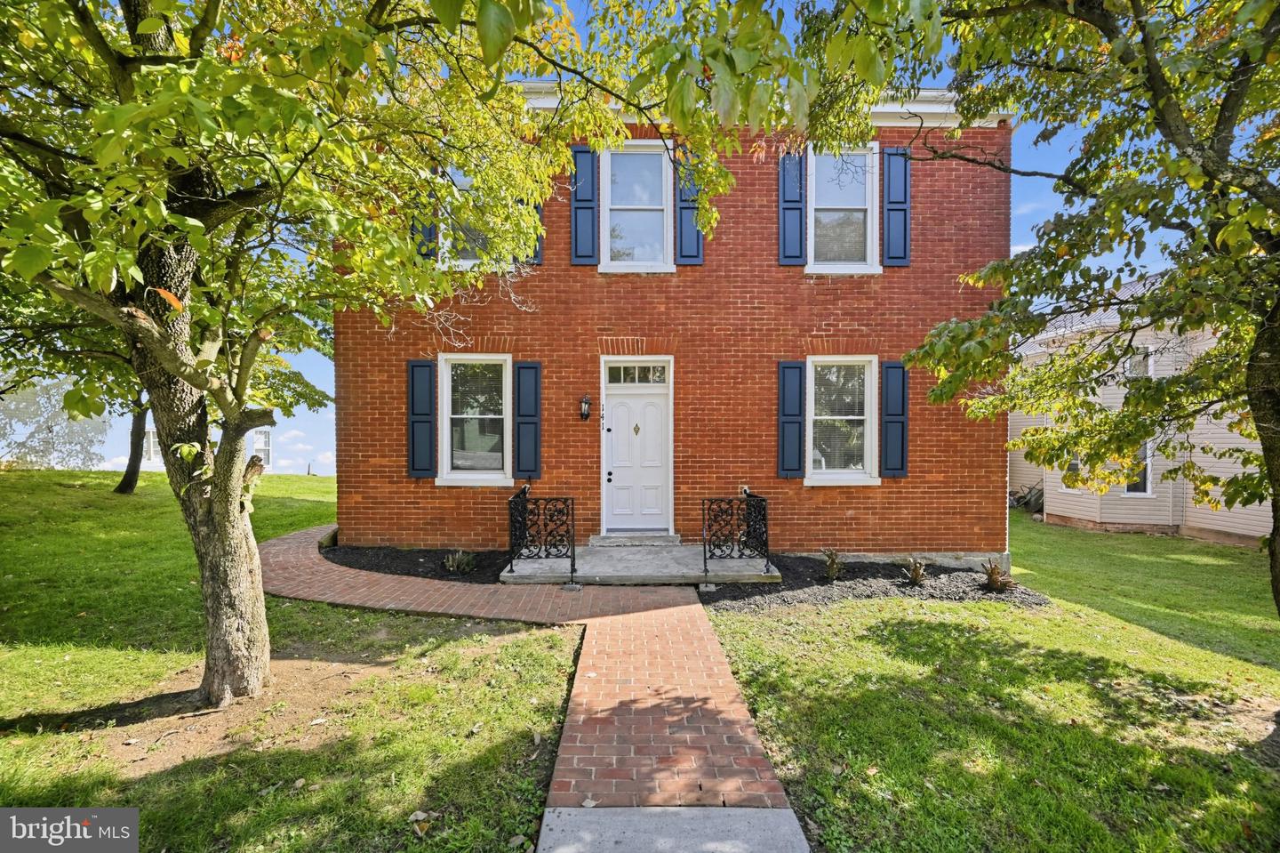 141 CUMBERLAND ST Property Photo 1
