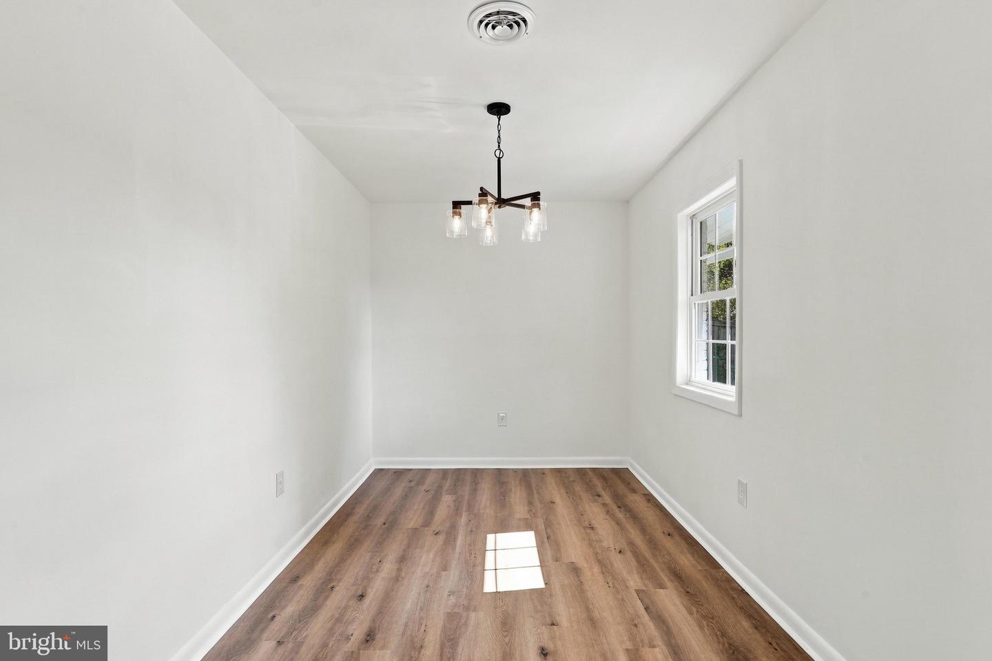 1020 Bramly Dr Property Photo 45