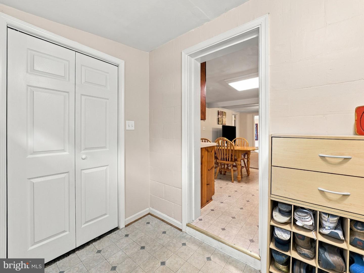 15848 Lockwood Rd Property Photo 5