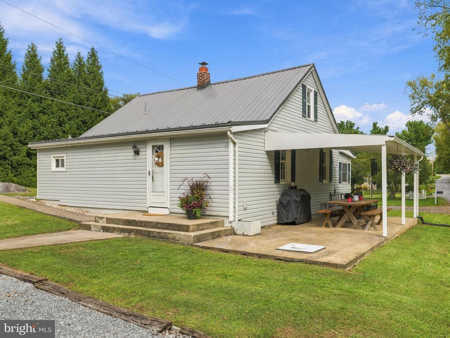 15848 Lockwood Rd Property Photo 40