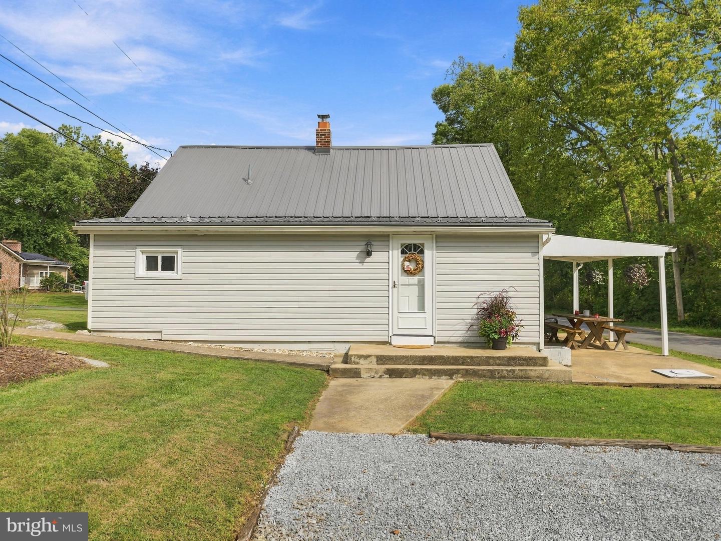 15848 Lockwood Rd Property Photo 41
