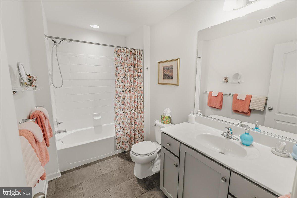 11442 Isaac Ct Property Photo 34