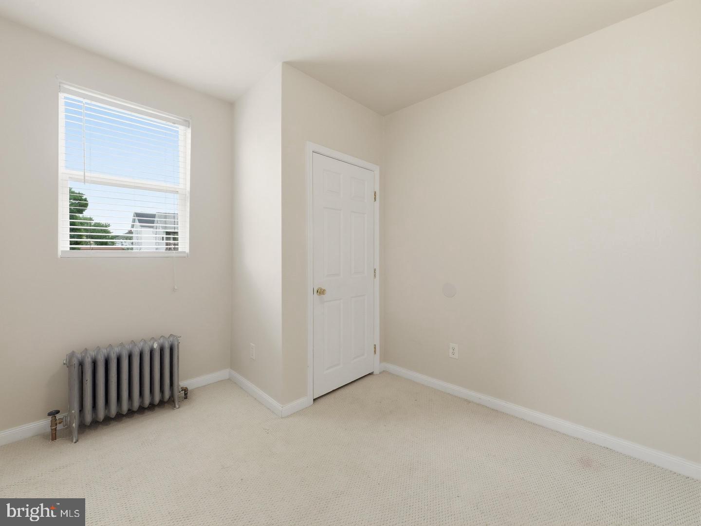 1041 Spruce St Property Photo 22