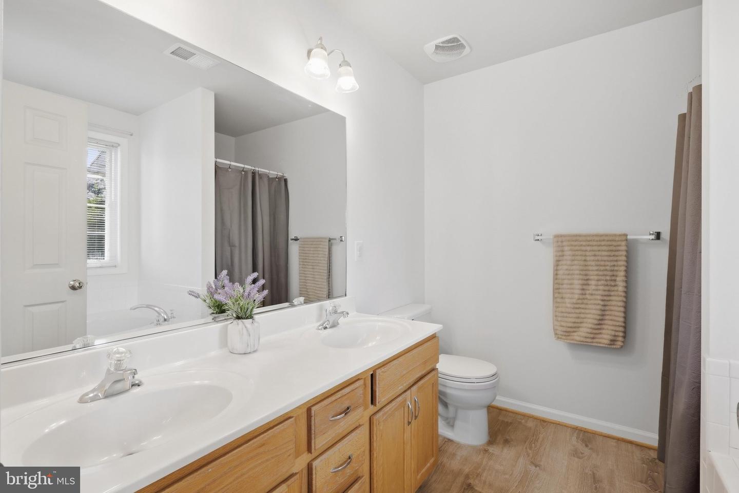 10328 Bridle Ct Property Photo 22