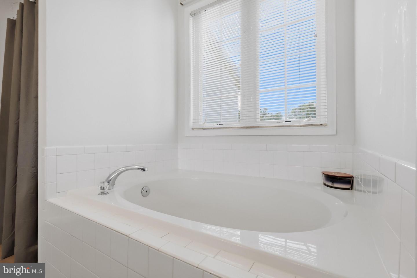 10328 Bridle Ct Property Photo 24