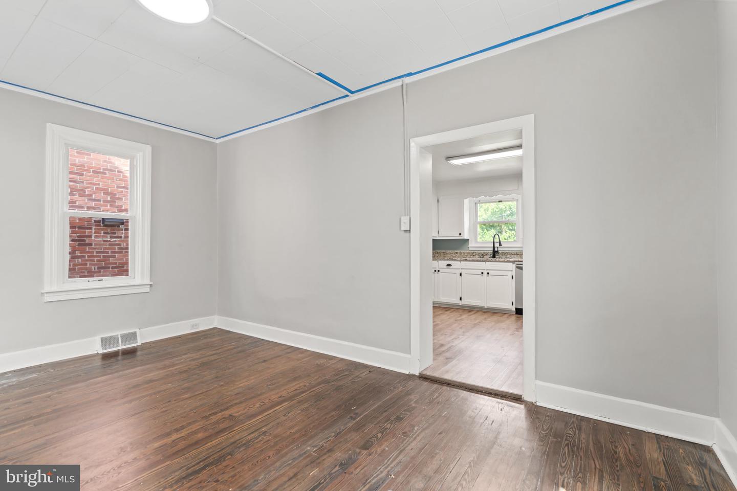7 Moller Ave Property Photo 18