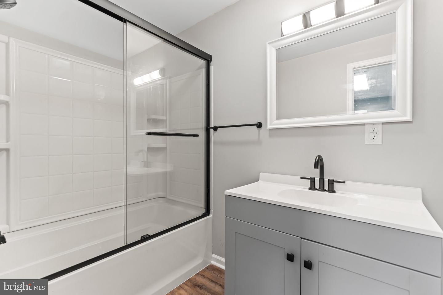 7 Moller Ave Property Photo 19