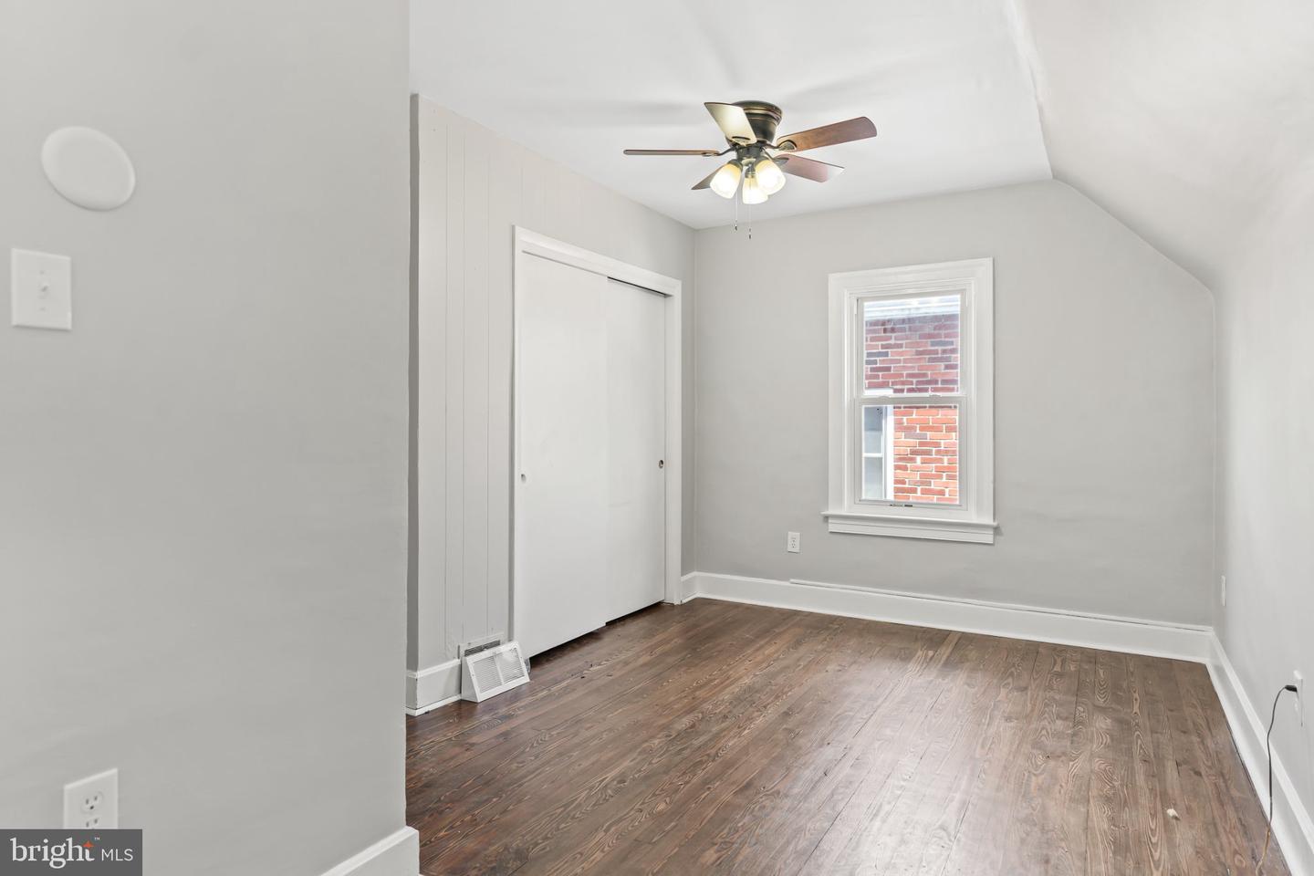 7 Moller Ave Property Photo 21