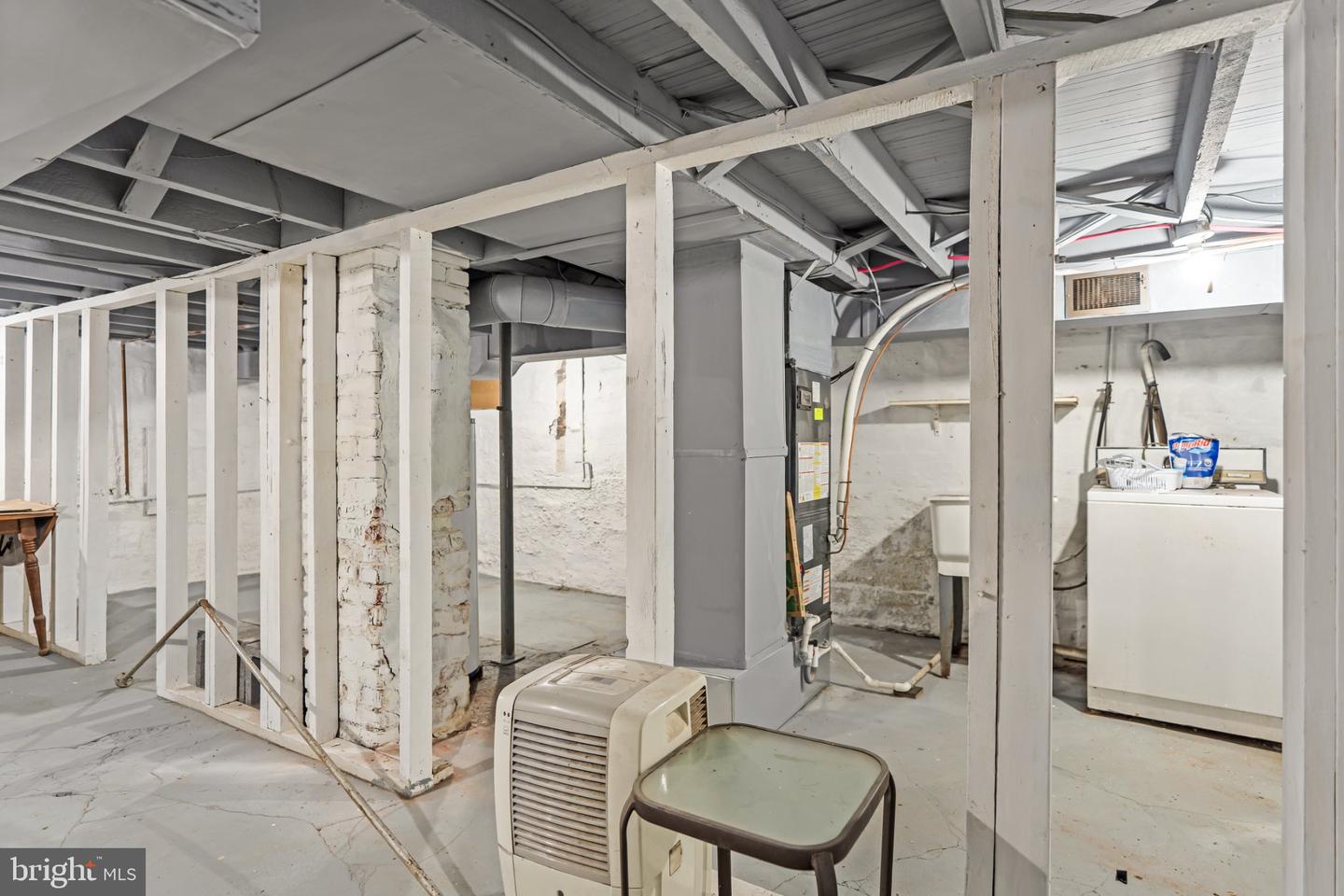 7 Moller Ave Property Photo 24