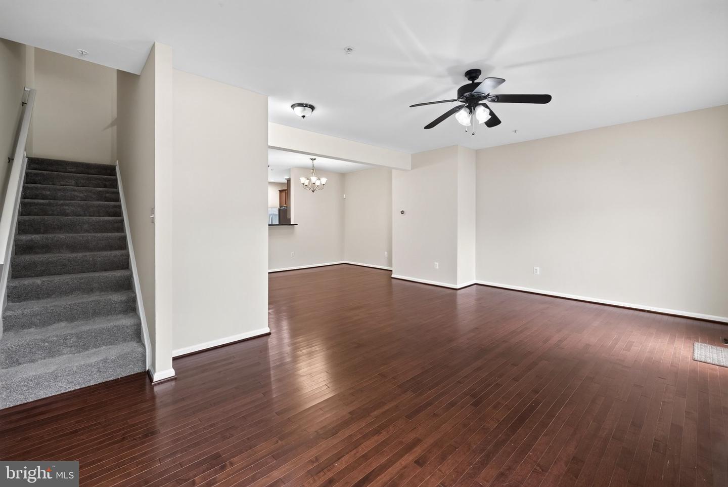 10382 Lantern Ln Property Photo 14