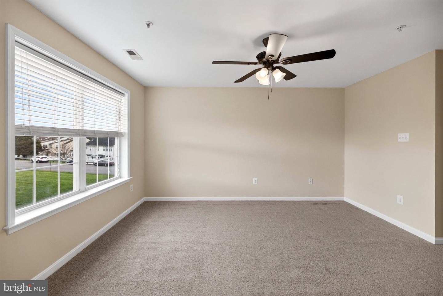 10382 Lantern Ln Property Photo 17
