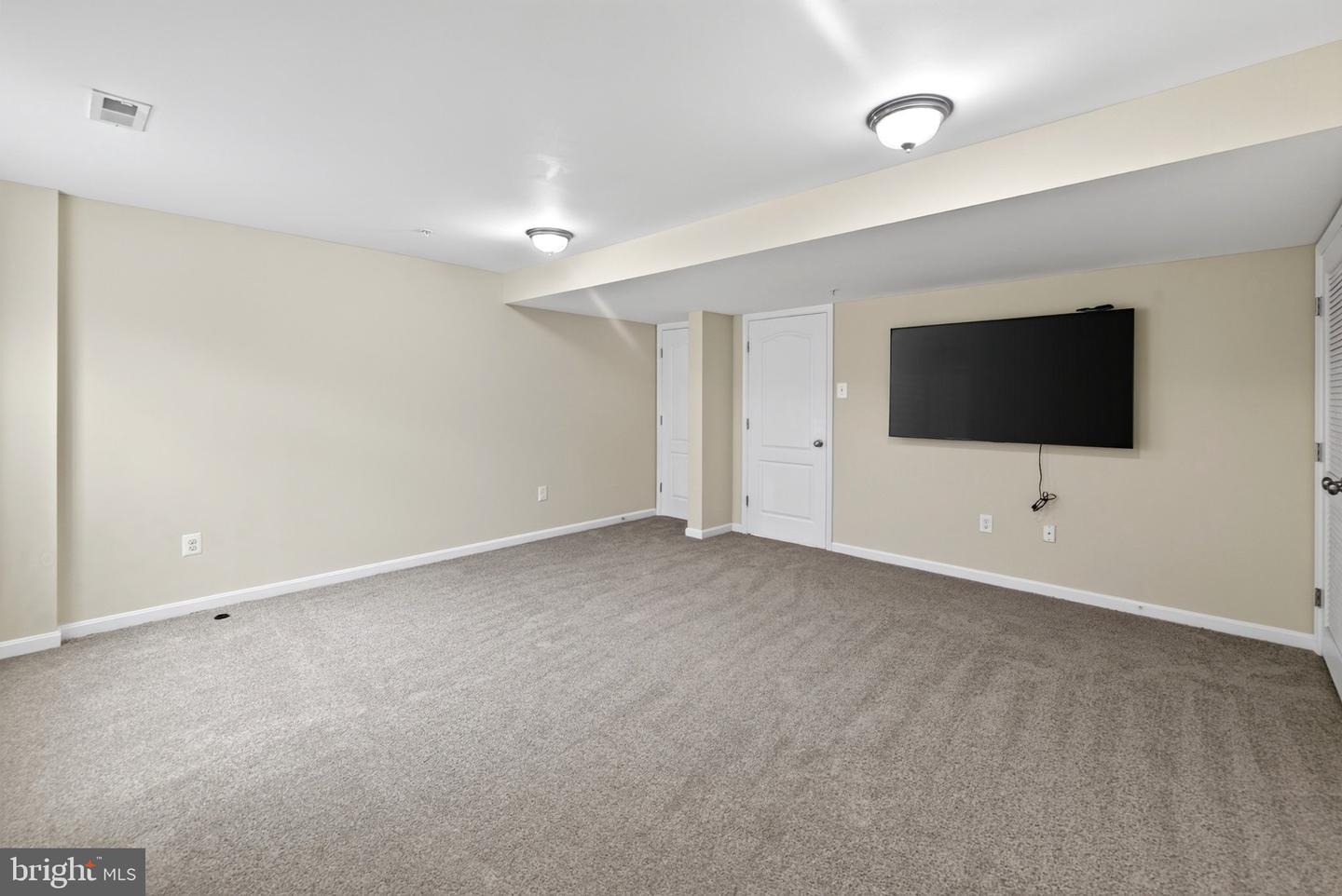 10382 Lantern Ln Property Photo 29