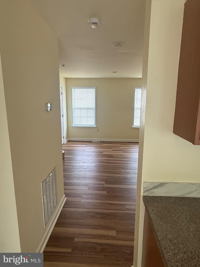 18247 Roy Croft Dr Property Photo 2