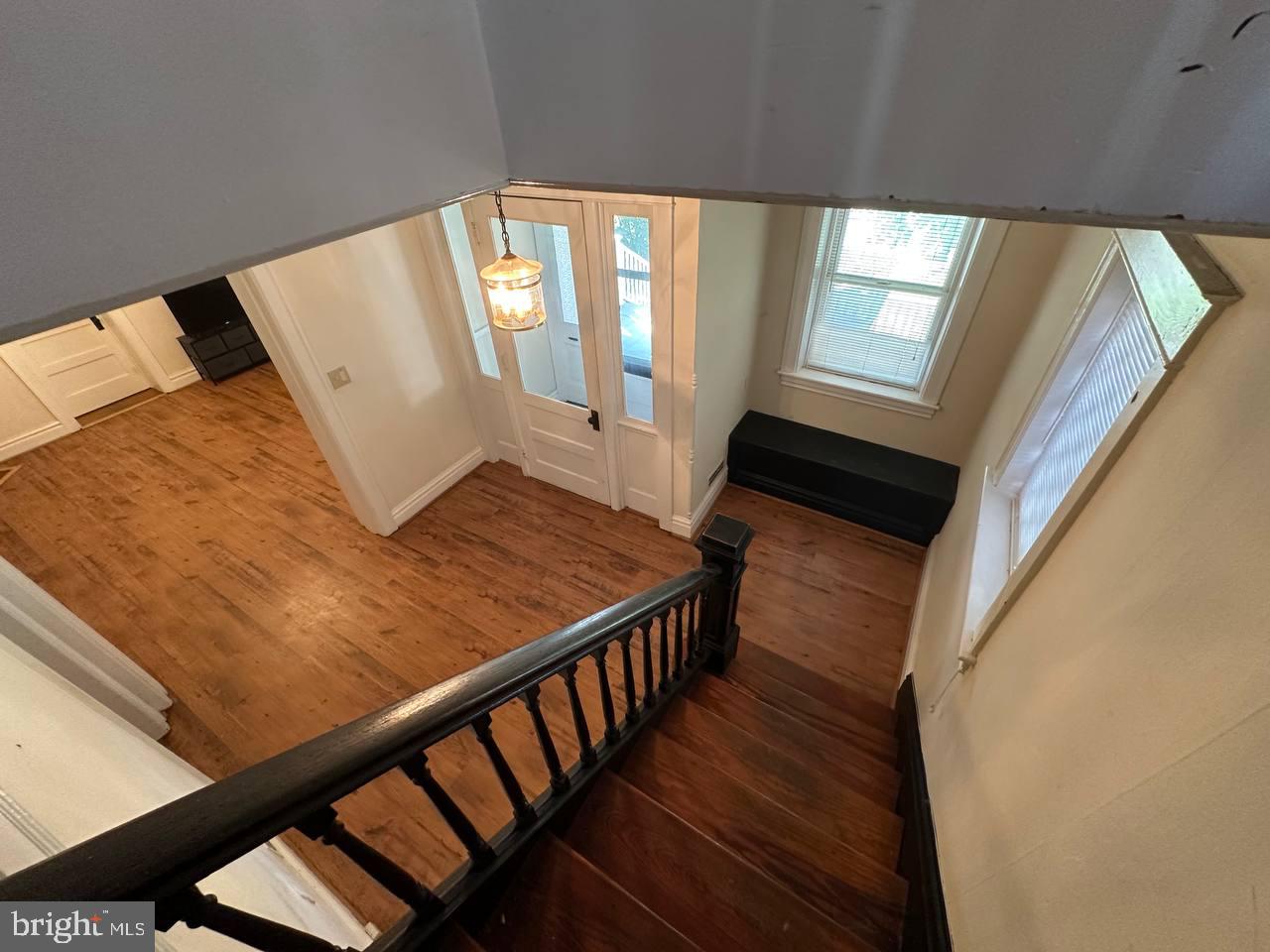 430 Virginia Ave Property Photo 10