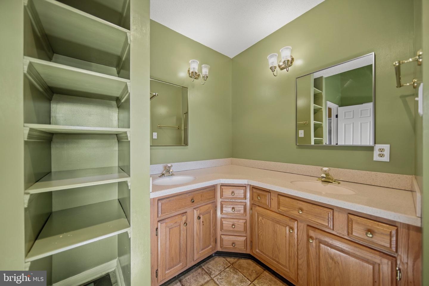 605 Fair Meadows Blvd Property Photo 29