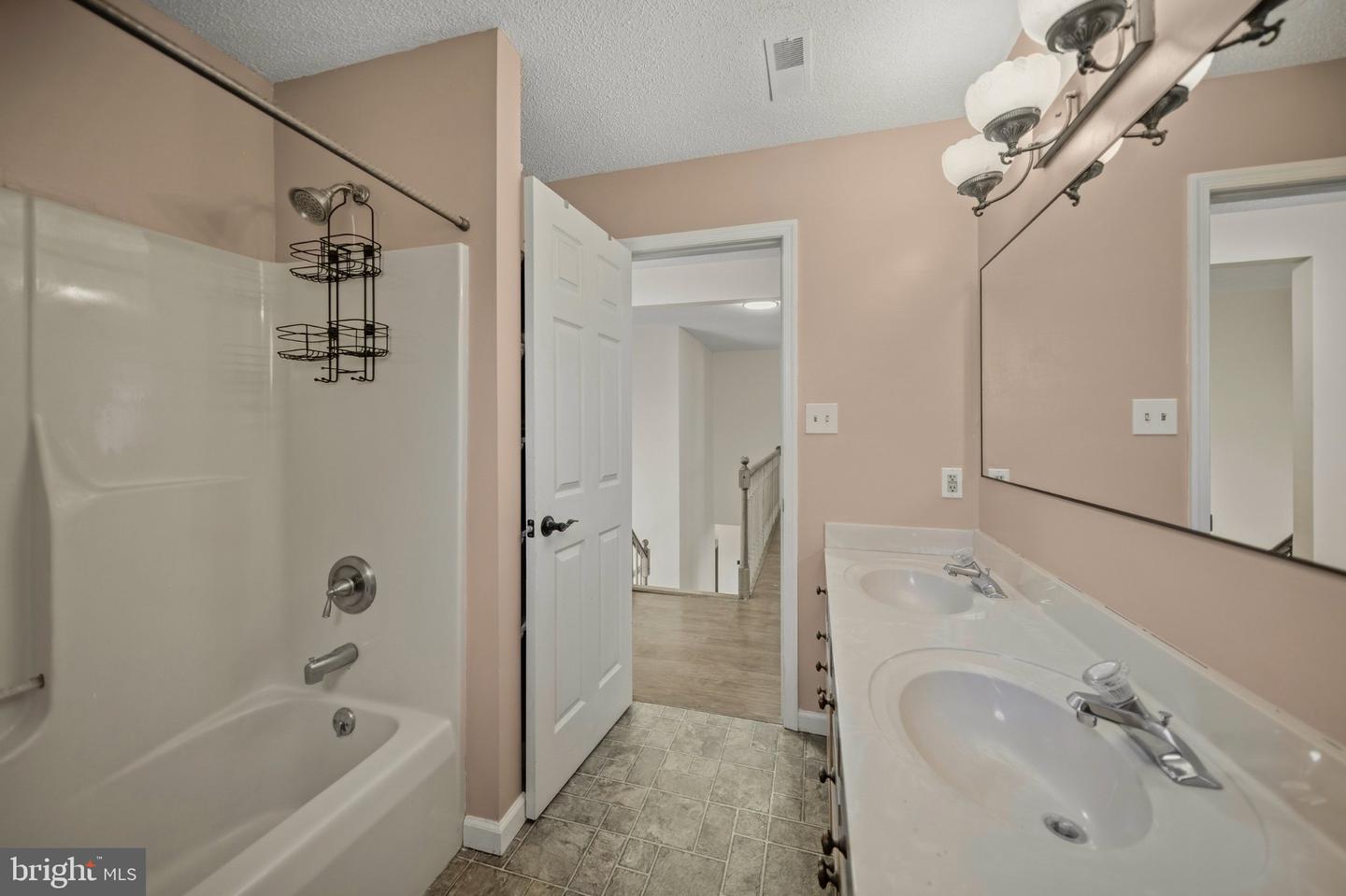 605 Fair Meadows Blvd Property Photo 34