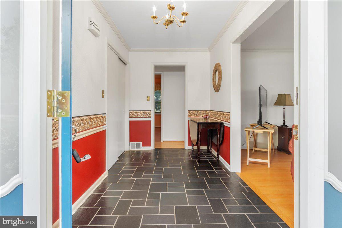 19022 Cherry Tree Dr Property Photo 8