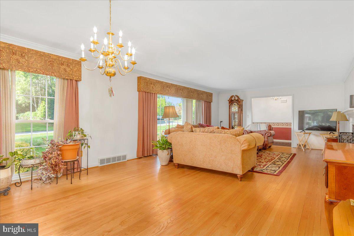 19022 Cherry Tree Dr Property Photo 12