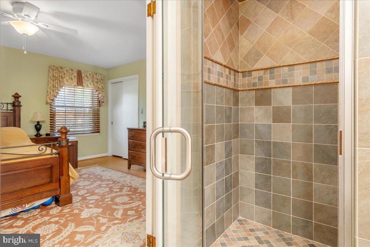 19022 Cherry Tree Dr Property Photo 27