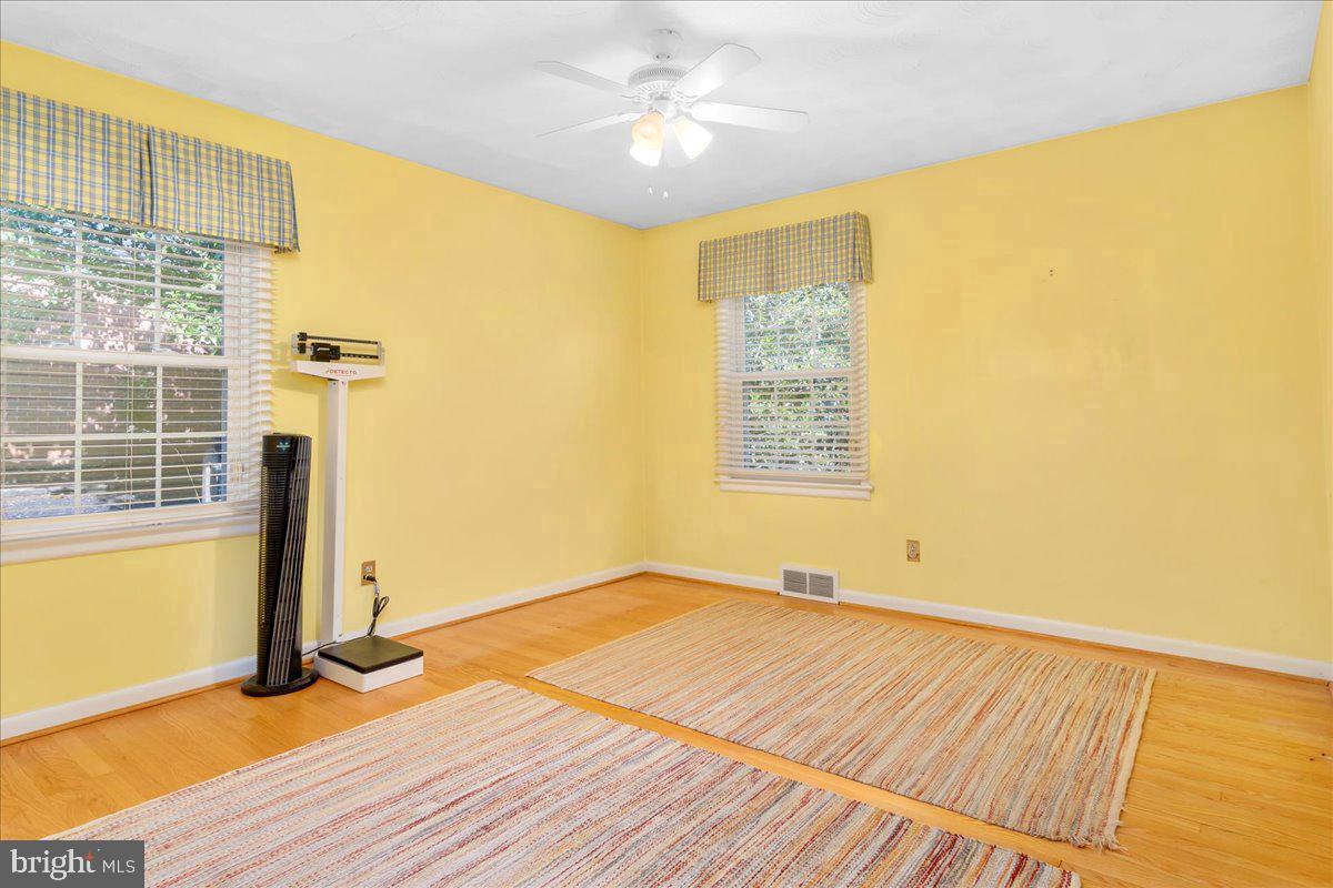 19022 Cherry Tree Dr Property Photo 29