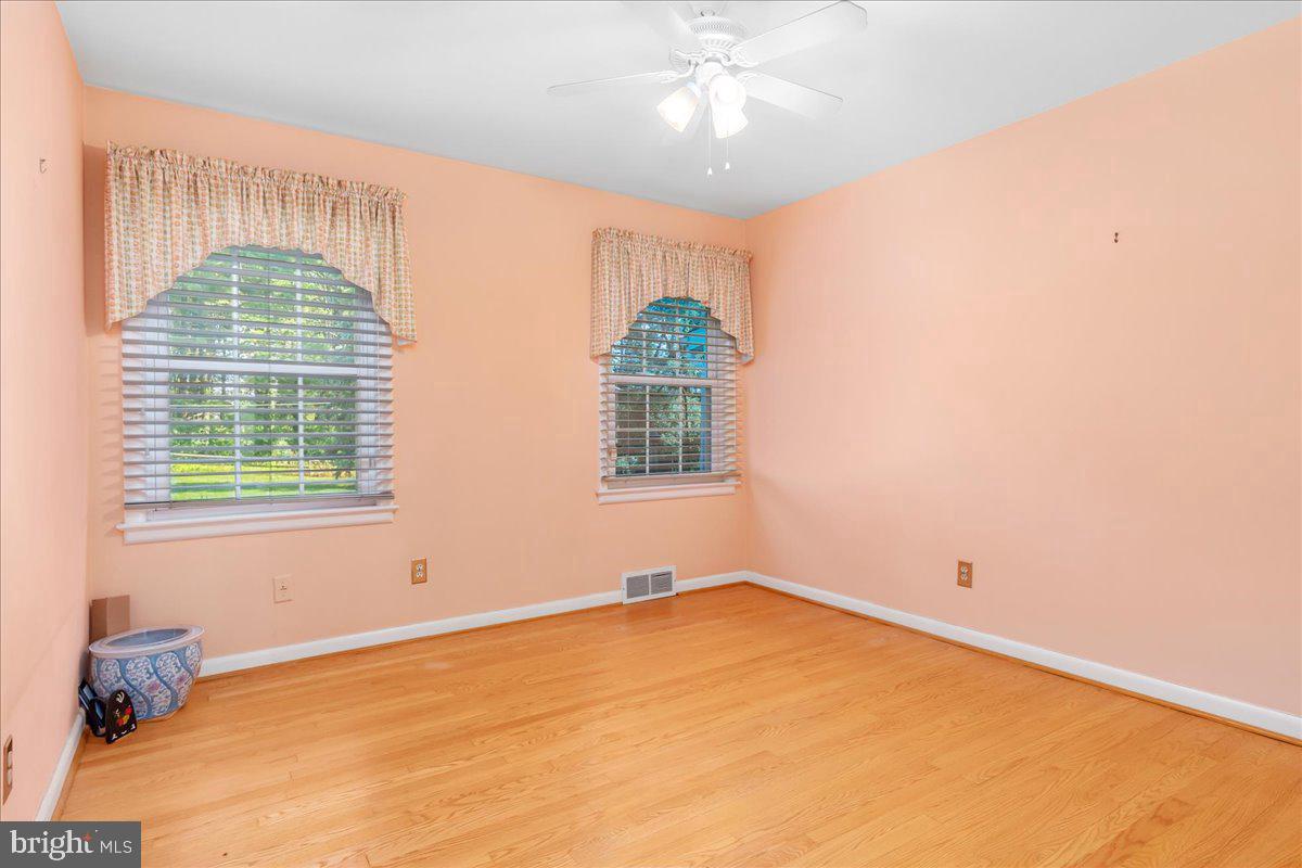 19022 Cherry Tree Dr Property Photo 30