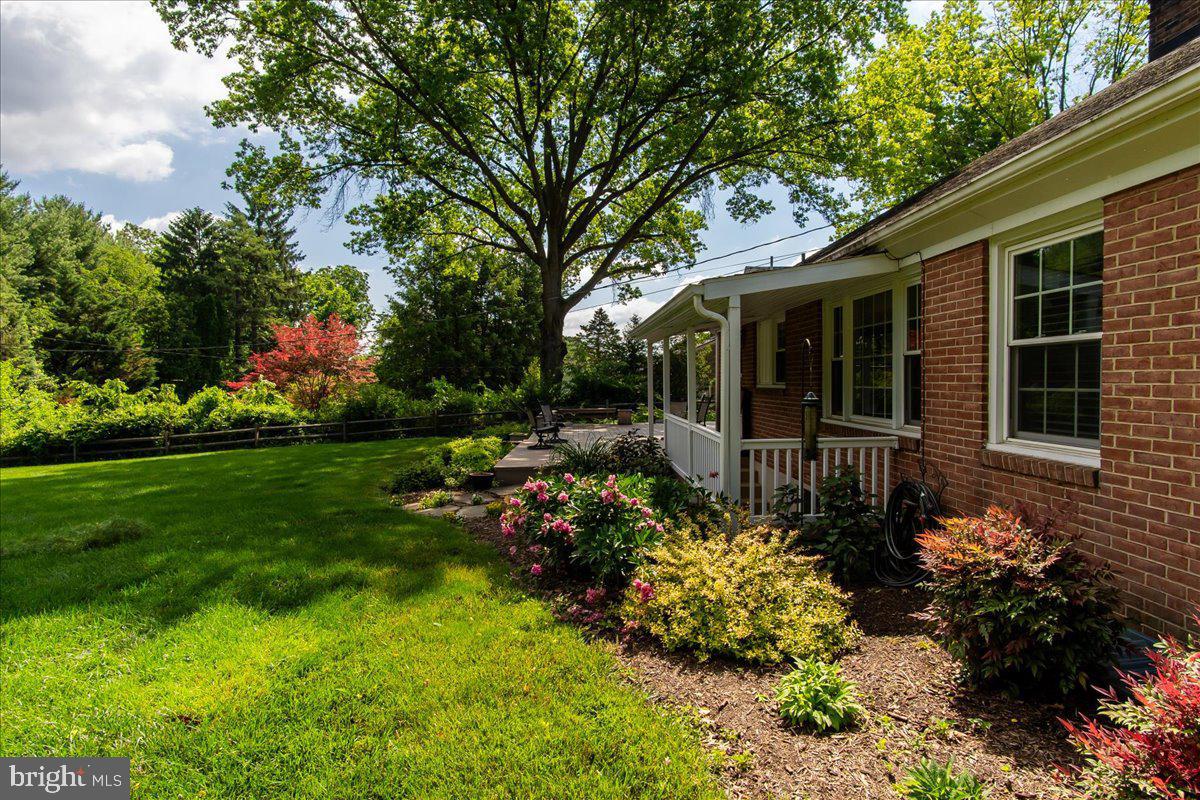 19022 Cherry Tree Dr Property Photo 48
