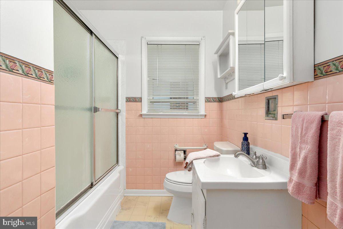 348 Devonshire Rd Property Photo 14