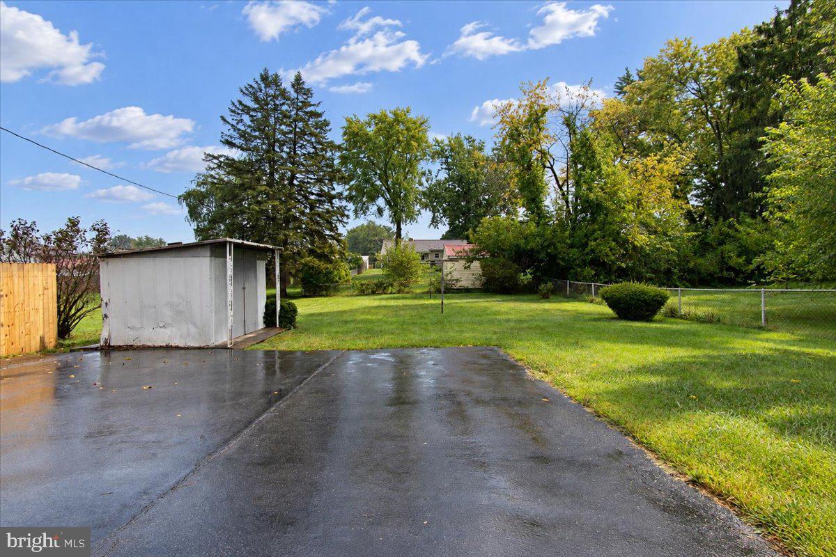 348 Devonshire Rd Property Photo 22