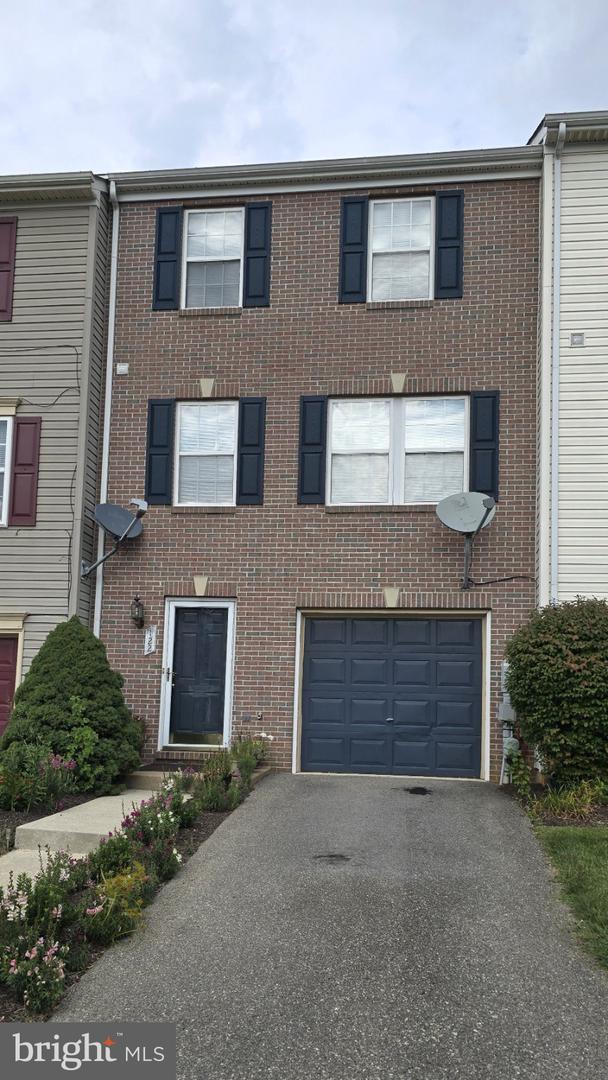 122 SENTRY RDG Property Photo 1