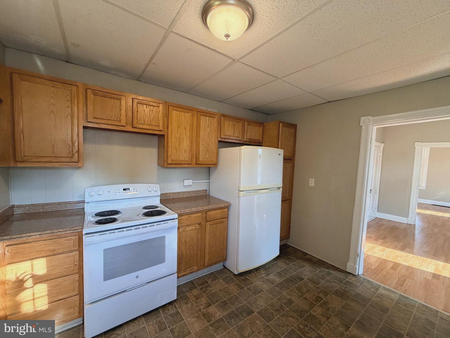 133 E Lee St Property Photo 17
