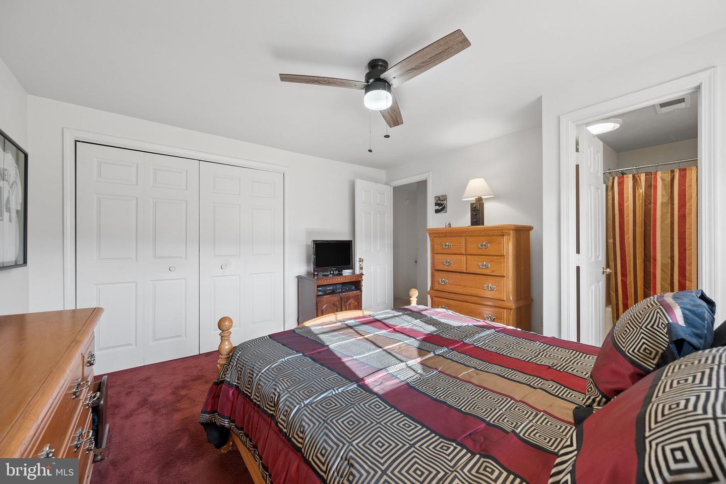 69 Johnson Ter Property Photo 73