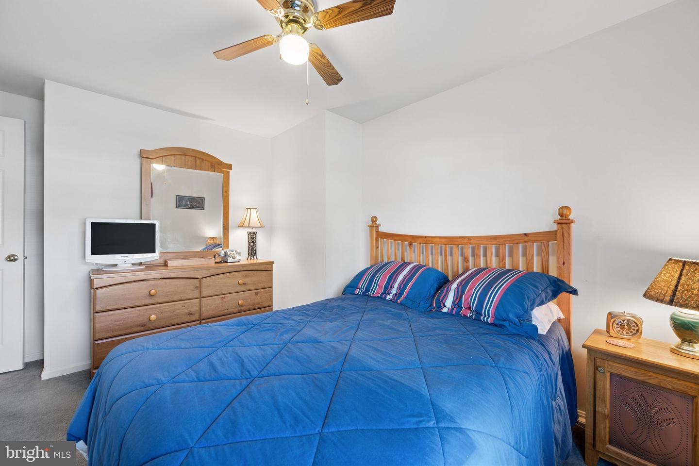69 Johnson Ter Property Photo 75