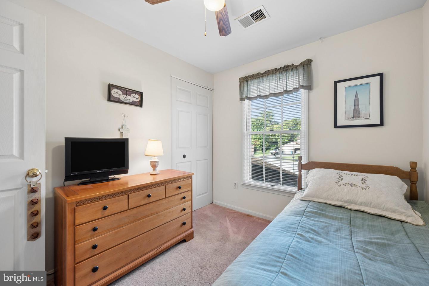 69 Johnson Ter Property Photo 78