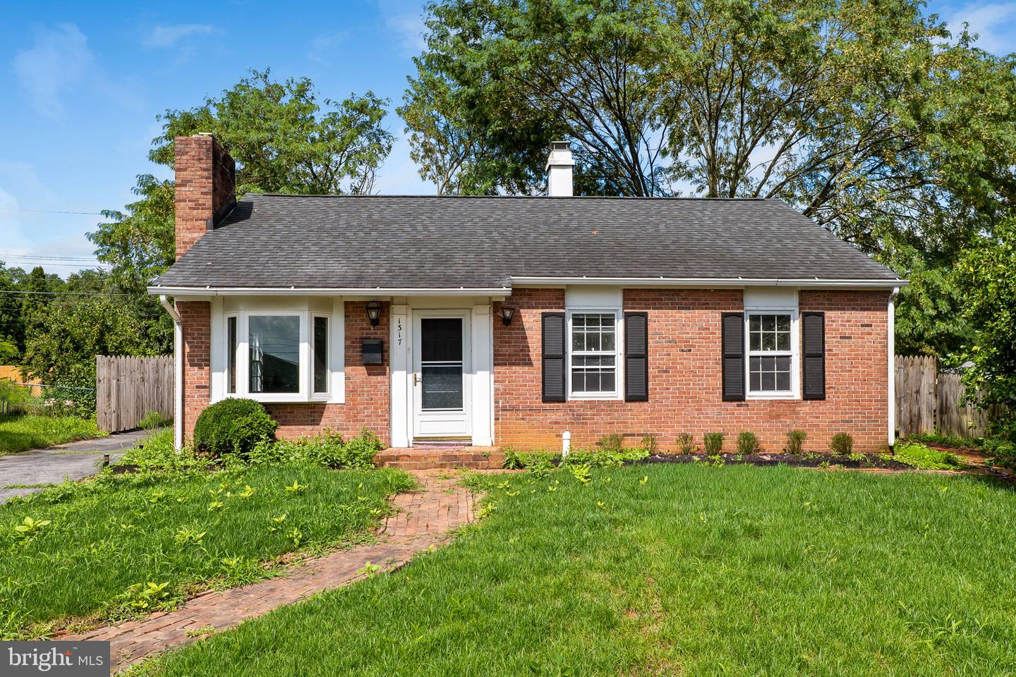 1317 Cedarwood Dr Property Photo 1