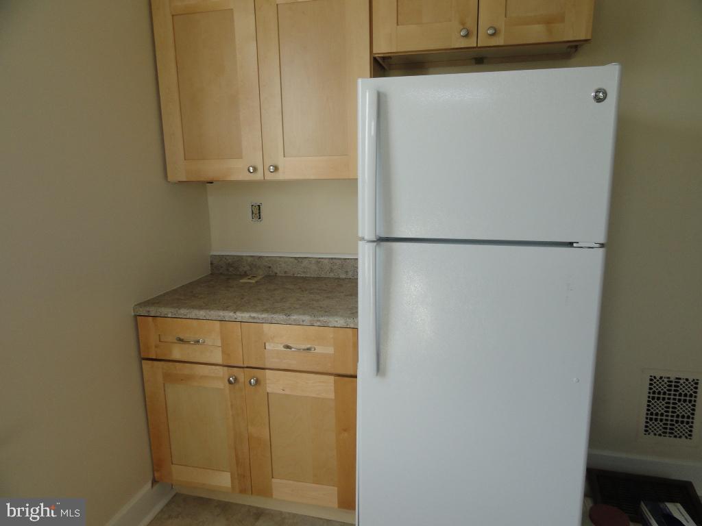 644 N Prospect St Property Photo 10