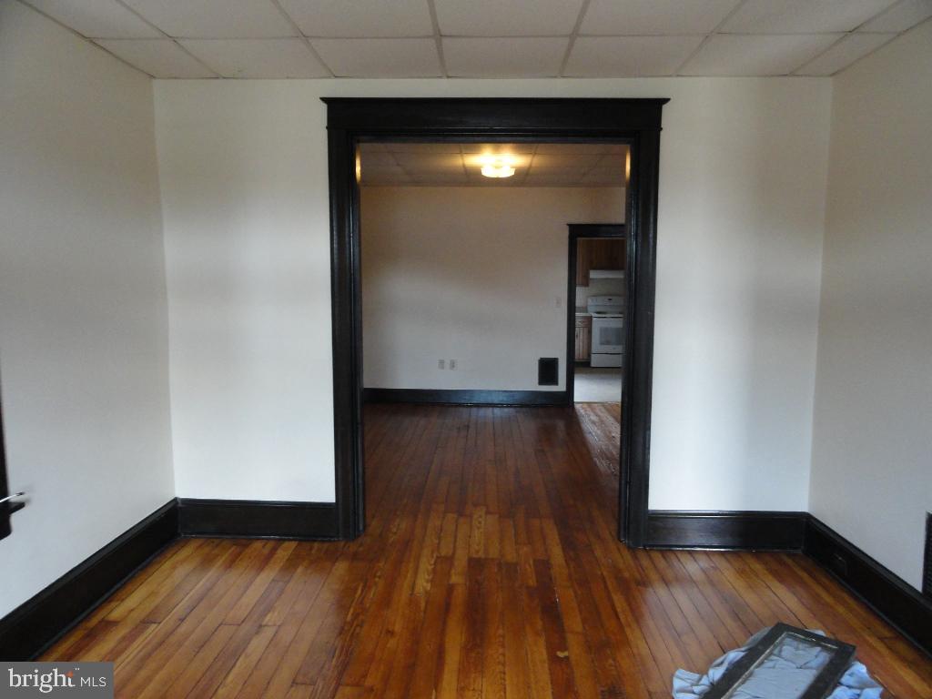 646 N Prospect St Property Photo 6