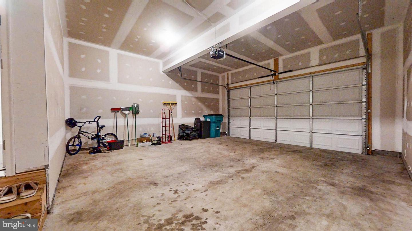 9322 Alloway Dr Property Photo 45