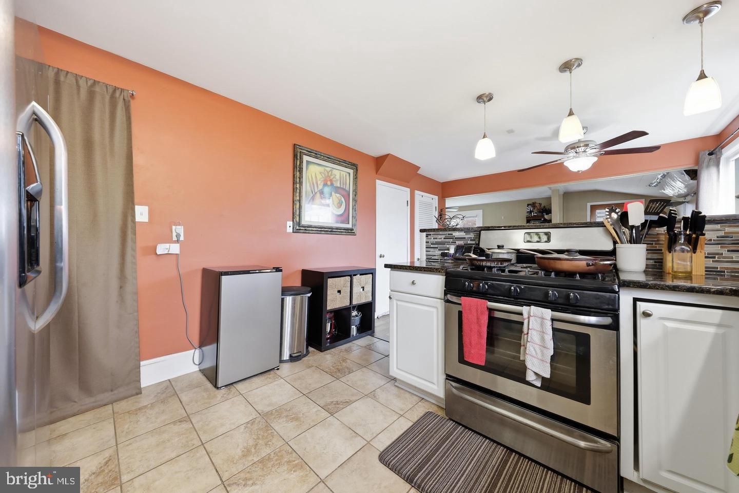 25327 Highfield Rd Property Photo 13