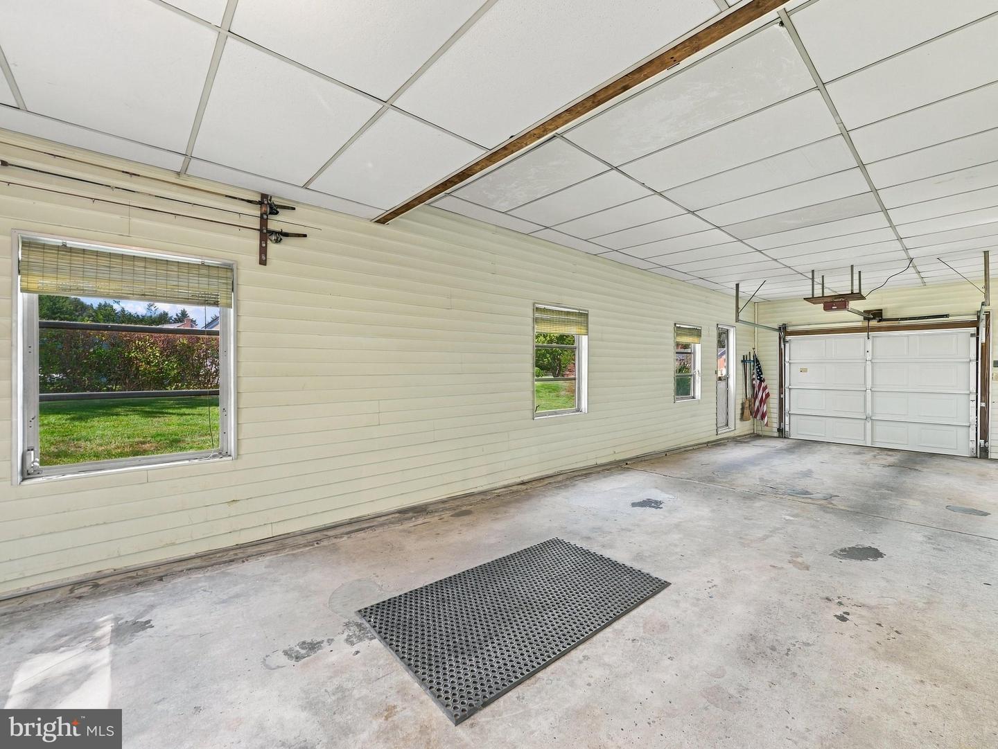 208 E Sunset Ave Property Photo 23