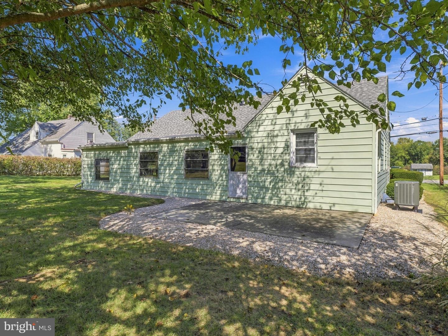 208 E Sunset Ave Property Photo 33